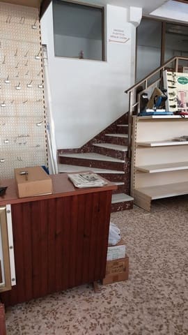 Commercieel te koop in Estepona - € 1.936.000 (Ref: 9952891)