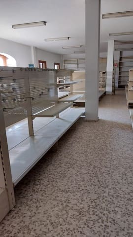 Commercieel te koop in Estepona - € 1.936.000 (Ref: 9952891)