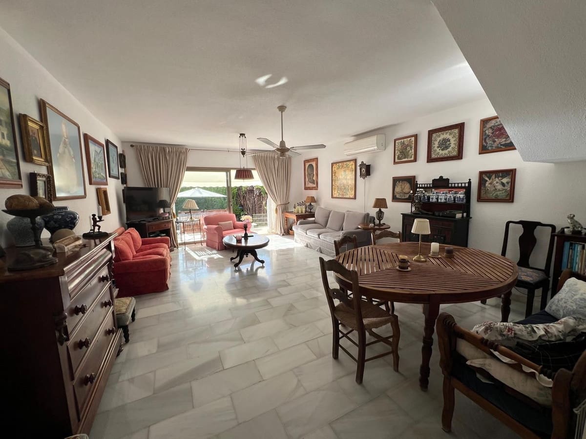 3 soverom Hus til salgs i Marbella med svømmebasseng - € 890 000 (Ref: 9952892)