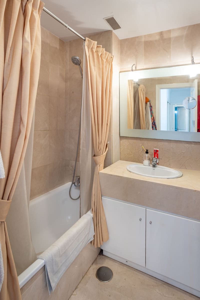 3 slaapkamer Appartement te koop in Estepona met zwembad garage - € 420.000 (Ref: 9952893)