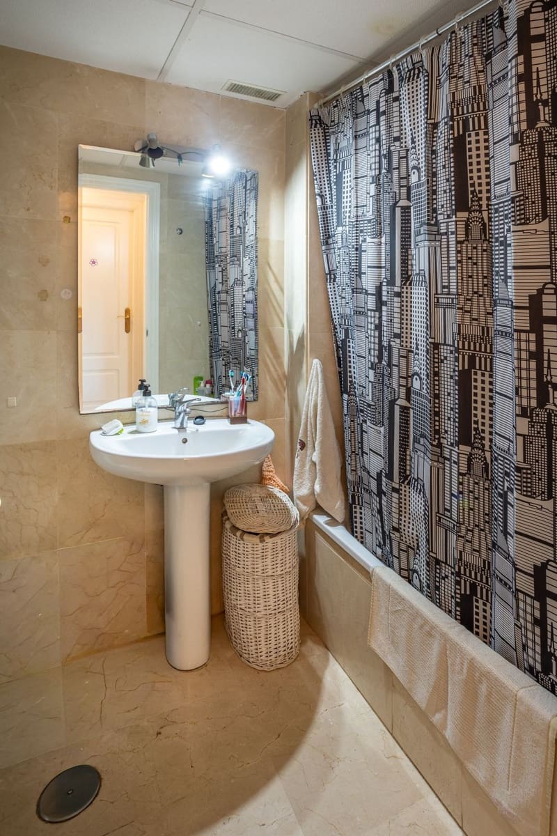 3 slaapkamer Appartement te koop in Estepona met zwembad garage - € 420.000 (Ref: 9952893)