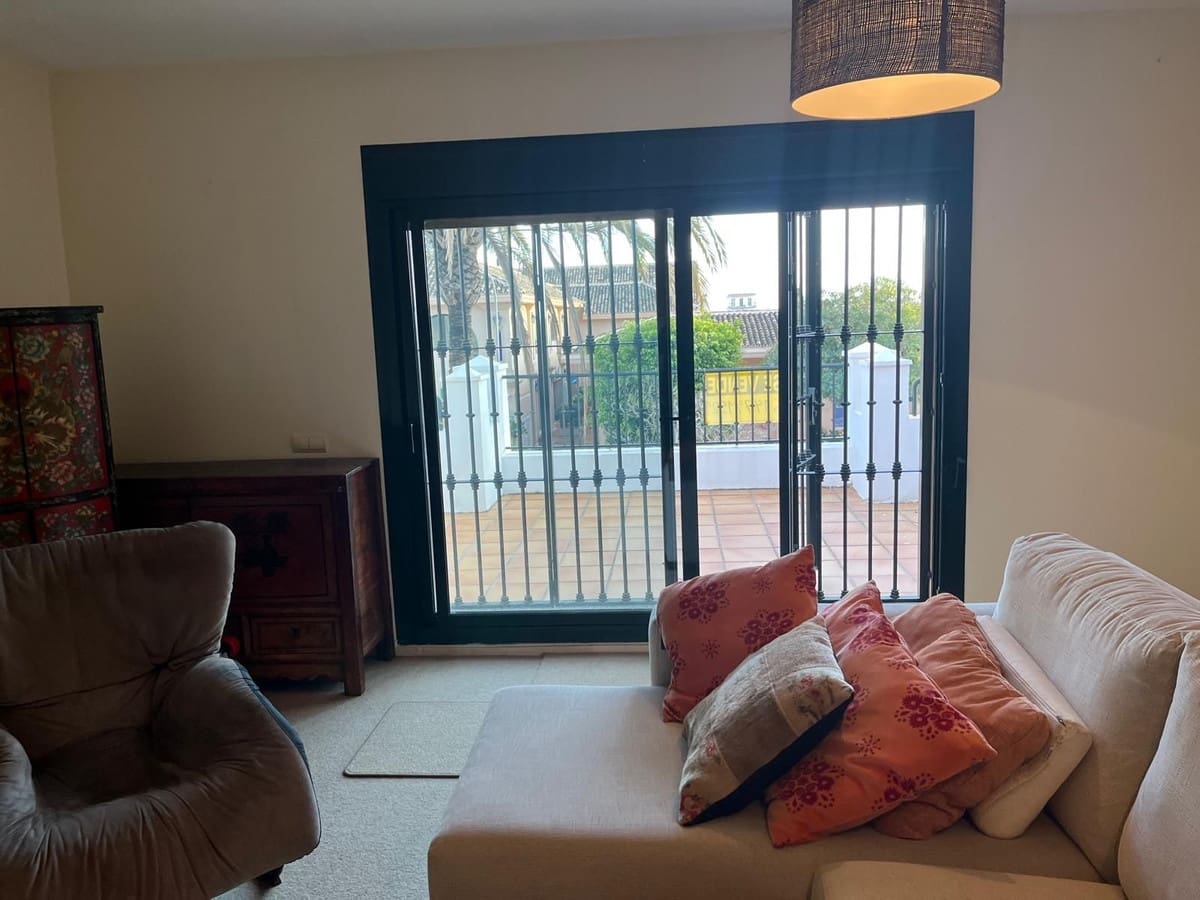 Apartamento de 3 habitaciones en San Pedro de Alcantara en venta con piscina - 630.000 € (Ref: 9952896)