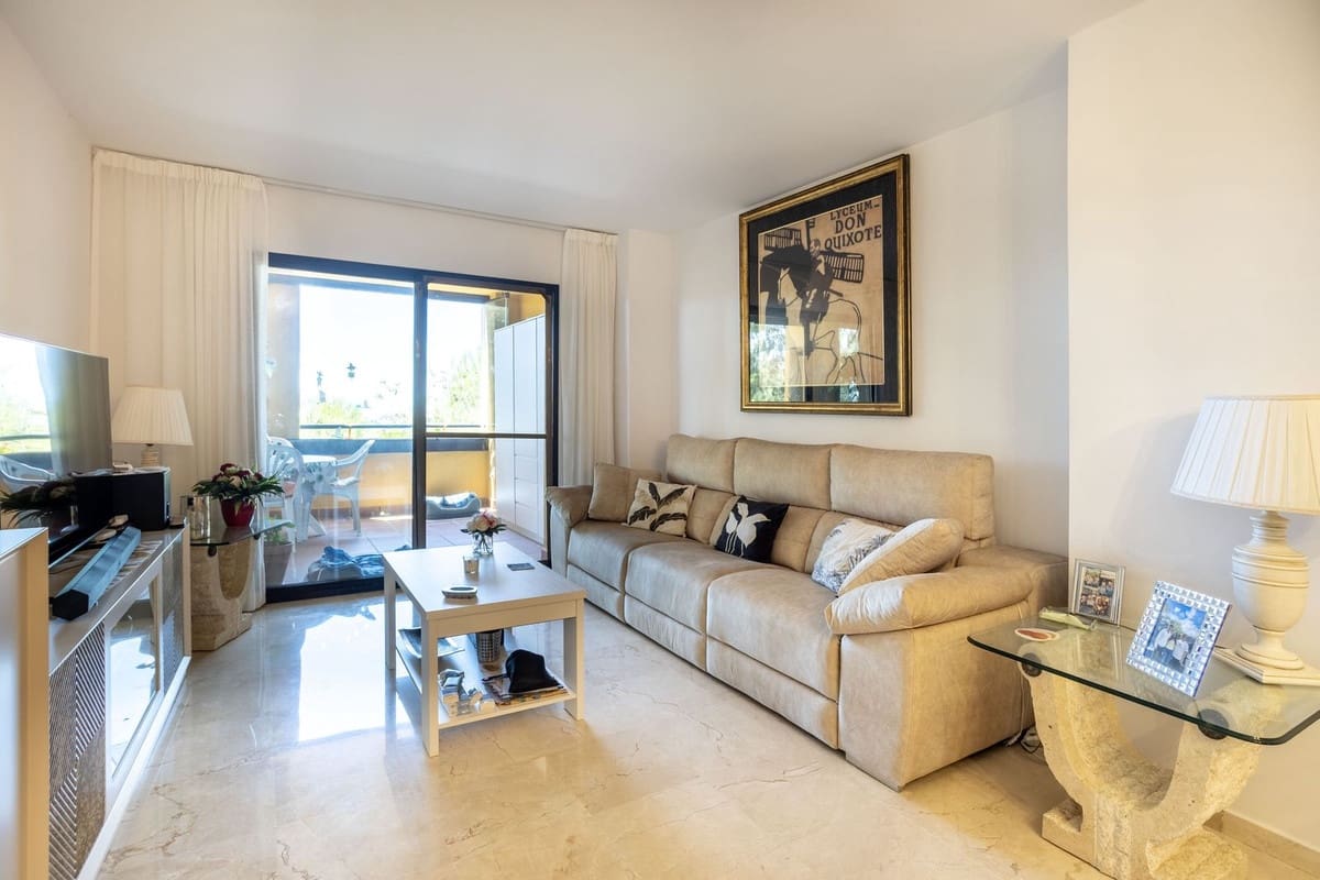 3 sypialnia Apartament na sprzedaż w Estepona z basenem garażem - 395 000 € (Ref: 9955471)