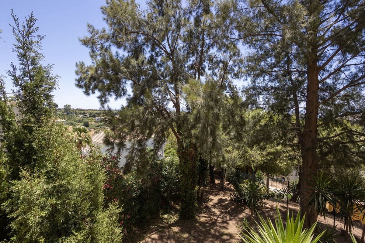 3 sypialnia Apartament na sprzedaż w Estepona z basenem garażem - 395 000 € (Ref: 9955471)