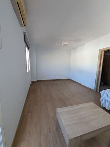 3 soverom Leilighet til salgs i San Pedro de Alcantara, Marbella med garasje - € 450 000 (Ref: 9958845)