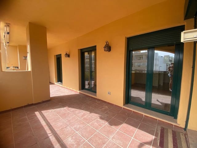 3 soveværelse Lejlighed til salg i San Pedro de Alcantara, Marbella med swimmingpool garage - € 599.000 (Ref: 9965577)