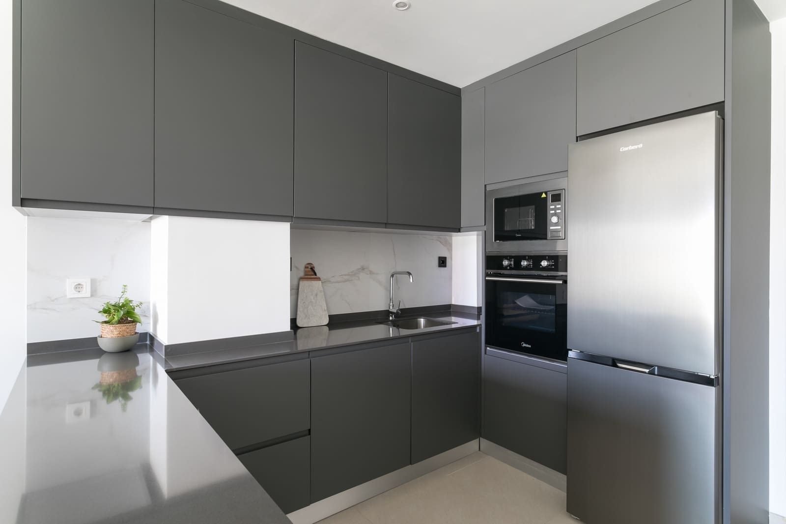 3 Zimmer Penthouse zu verkaufen in Torrevieja mit Pool - 540.000 € (Ref: 10022060)