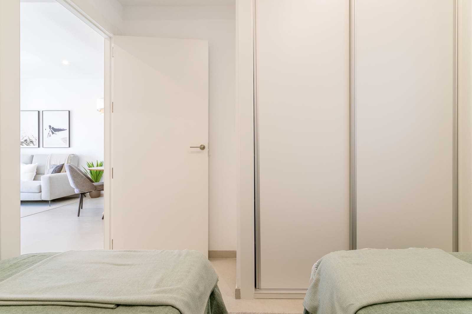 Apartamento de 2 habitaciones en Torrevieja en venta con piscina - 330.000 € (Ref: 10022062)