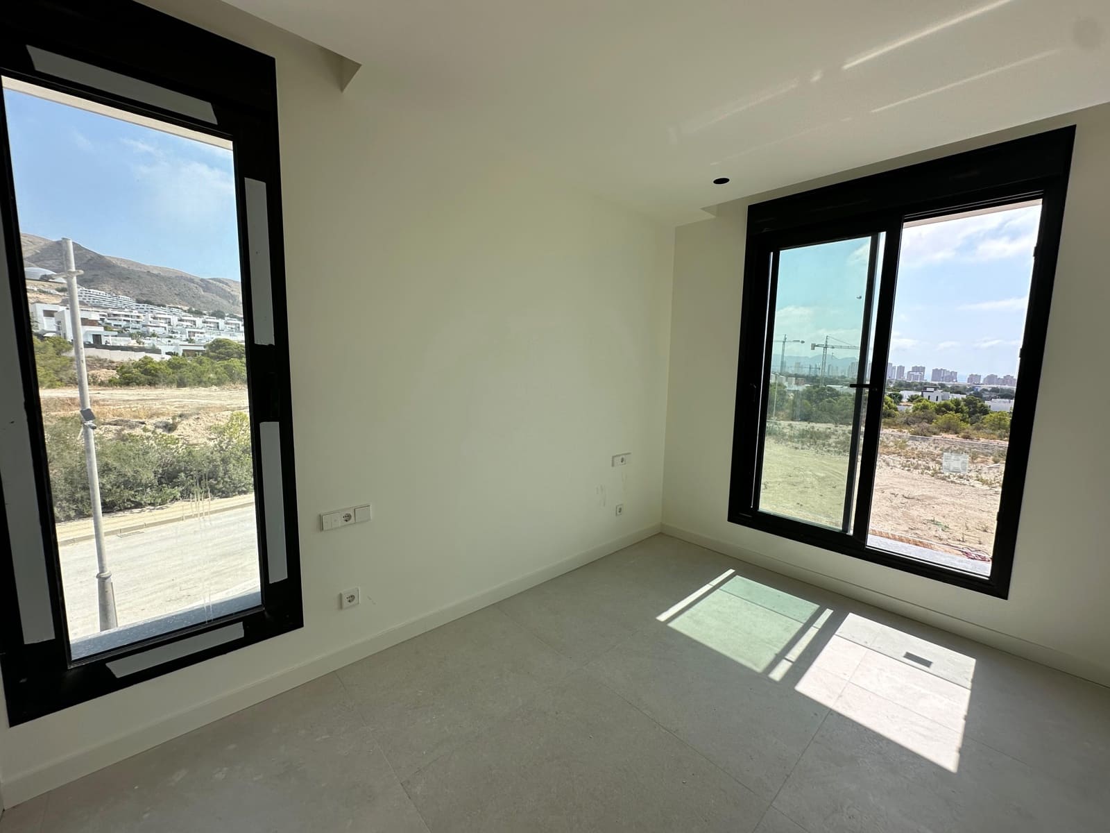 3 quarto Moradia para venda em Finestrat com garagem - 850 000 € (Ref: 10033516)