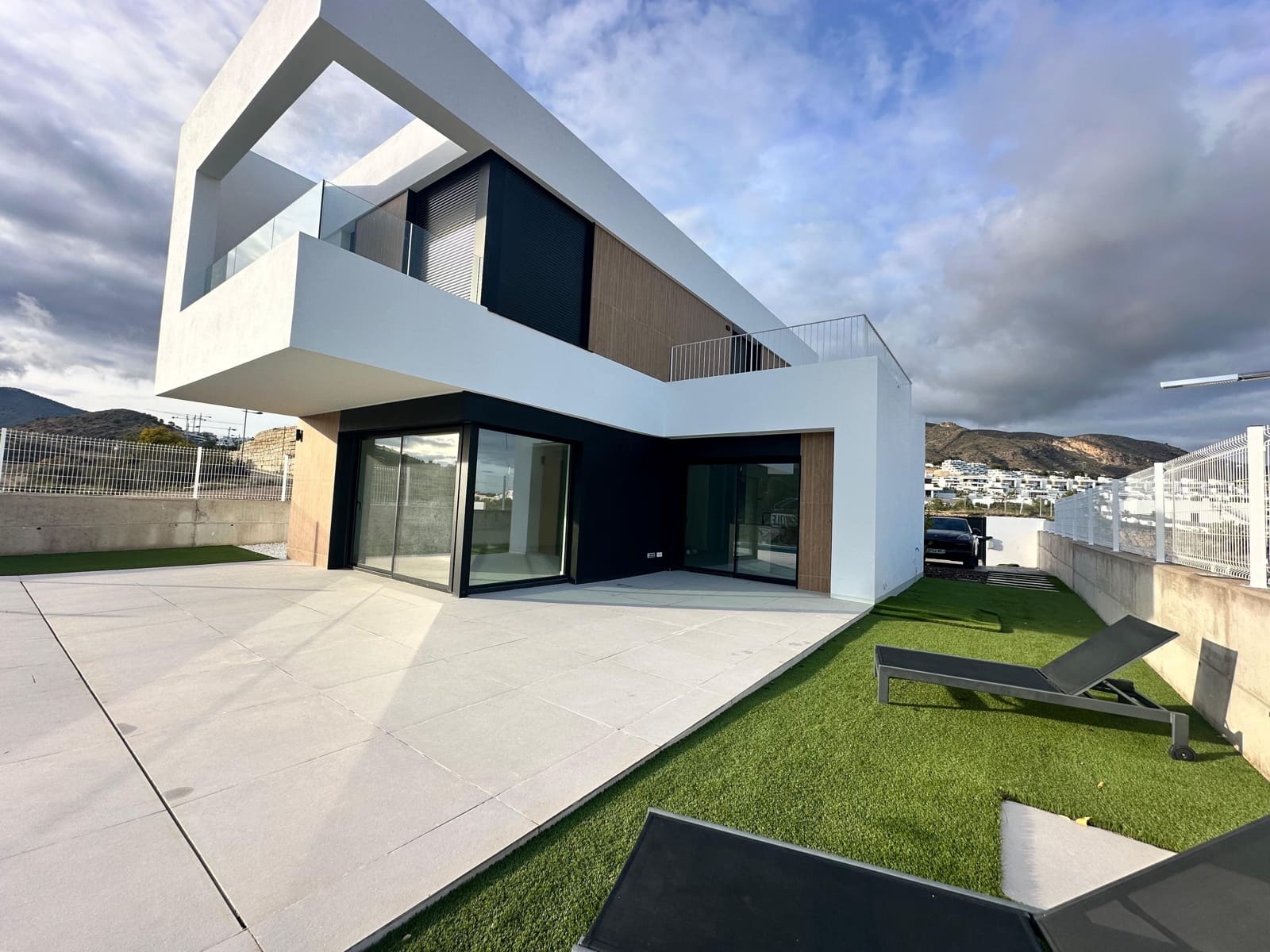 3 quarto Moradia para venda em Finestrat com garagem - 850 000 € (Ref: 10033516)