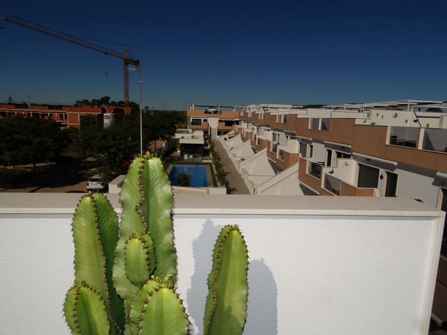 3 bedroom Bungalow for sale in Pilar de la Horadada ciudad, Pilar de la Horadada - € 325,000 (Ref: 10044384)