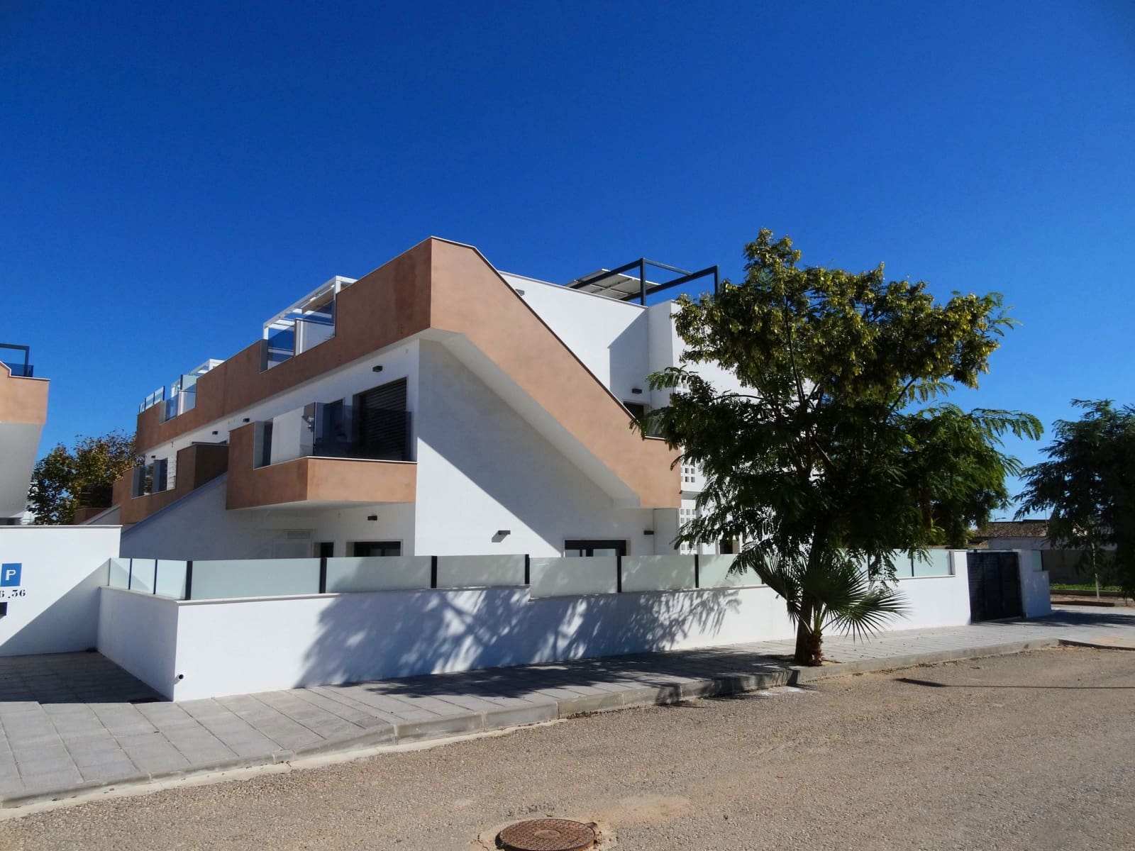 Bungalow de 3 habitaciones en Pilar de la Horadada en venta - 325.000 € (Ref: 10044384)