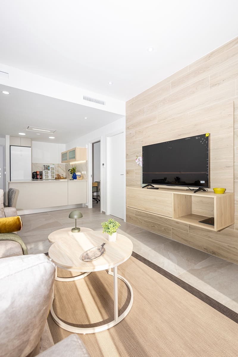 Apartamento de 2 habitaciones en Torrevieja en venta con piscina garaje - 269.000 € (Ref: 10164079)