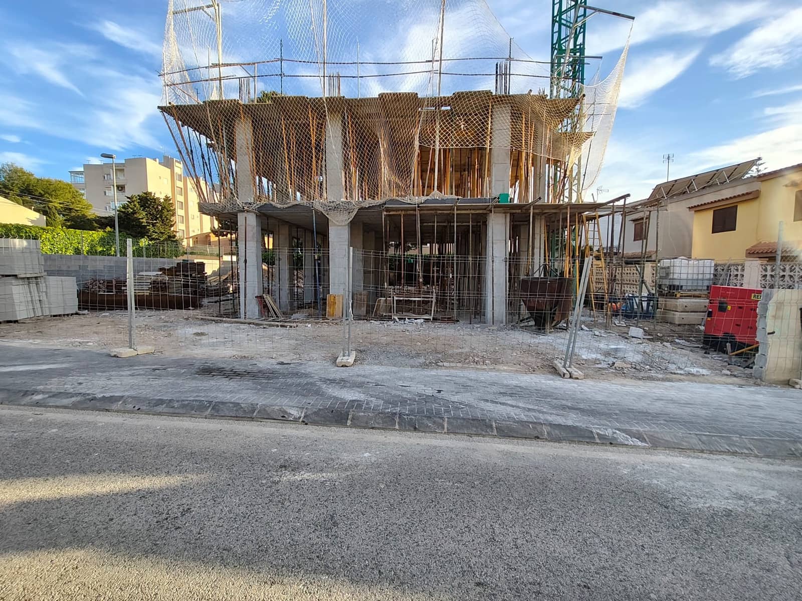 Apartamento de 2 habitaciones en Torrevieja en venta con piscina garaje - 269.000 € (Ref: 10164079)