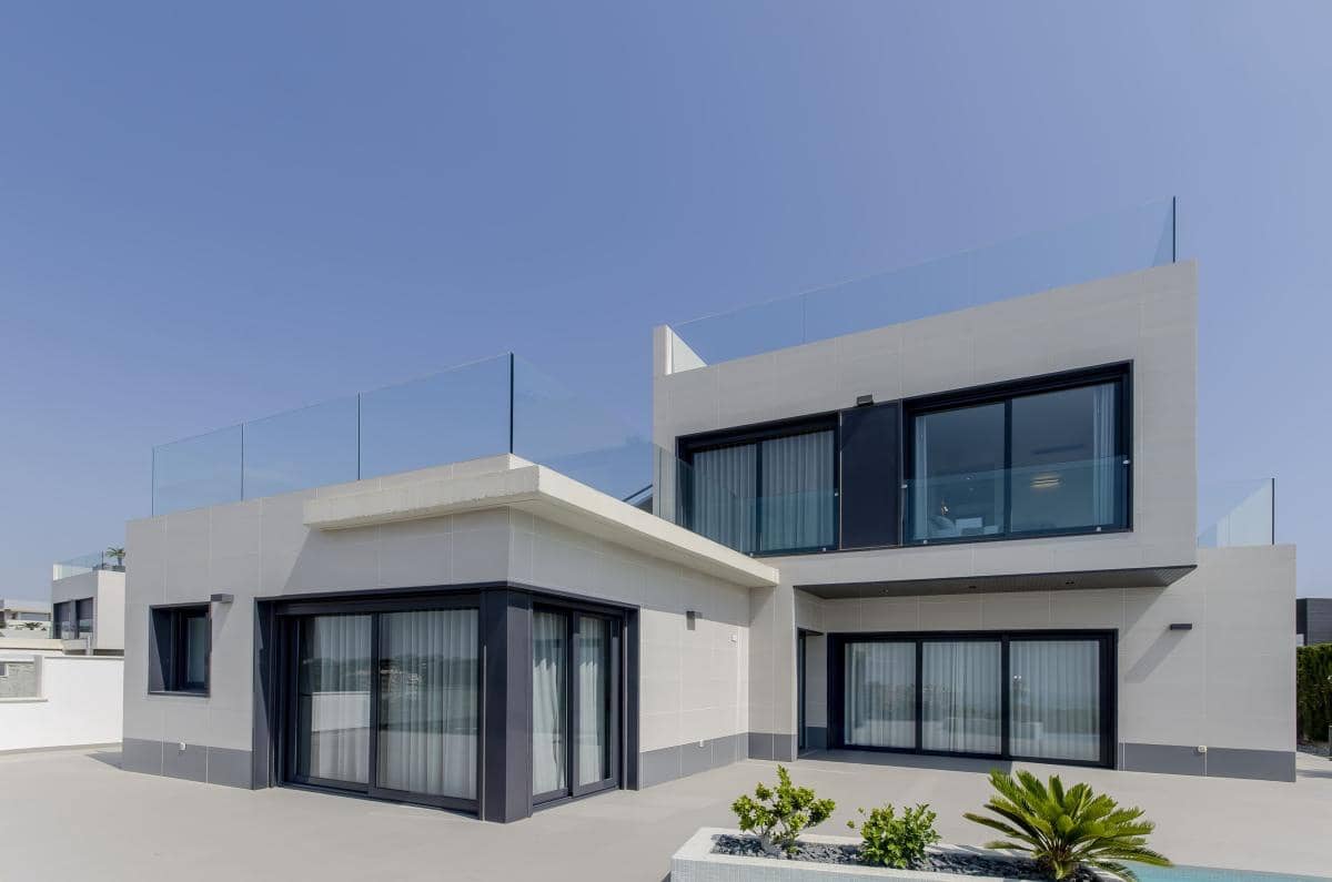 3 bedroom Villa for sale in Orihuela with pool garage - € 1,195,000 (Ref: 10181136)