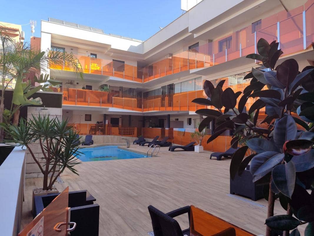 Apartment for sale in Torrevieja with pool - € 299,900 (Ref: 10181198)