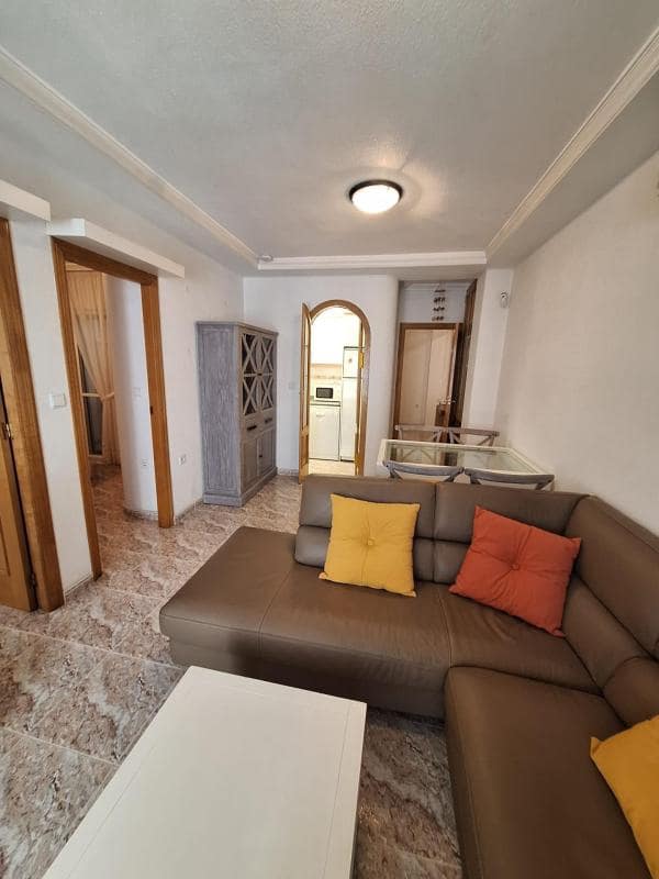 1 bedroom Apartment for sale in Torrevieja with garage - € 149,000 (Ref: 10181200)