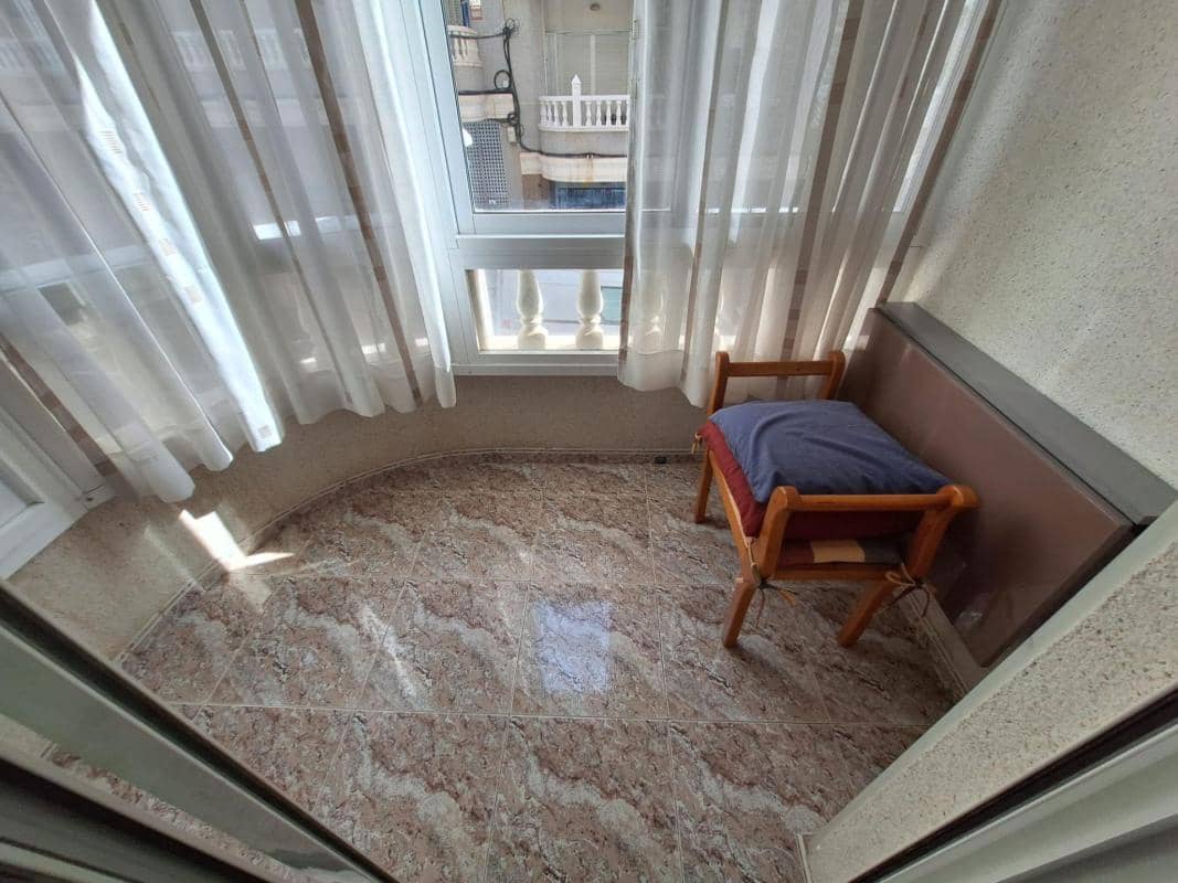 1 bedroom Apartment for sale in Torrevieja with garage - € 149,000 (Ref: 10181200)