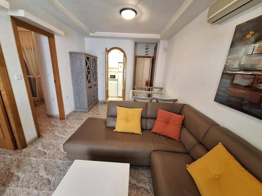 1 bedroom Apartment for sale in Torrevieja with garage - € 149,000 (Ref: 10181200)