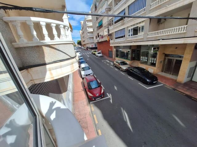 1 Zimmer Apartment zu verkaufen in Avenida Habaneras - Curva de Palangre, Torrevieja mit Garage - 149.000 € (Ref: 10181200)