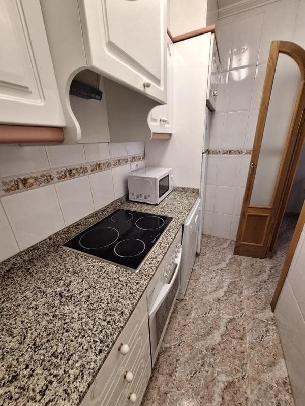 1 bedroom Apartment for sale in Torrevieja with garage - € 149,000 (Ref: 10181200)