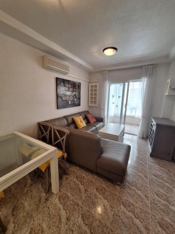 1 bedroom Apartment for sale in Torrevieja with garage - € 149,000 (Ref: 10181200)