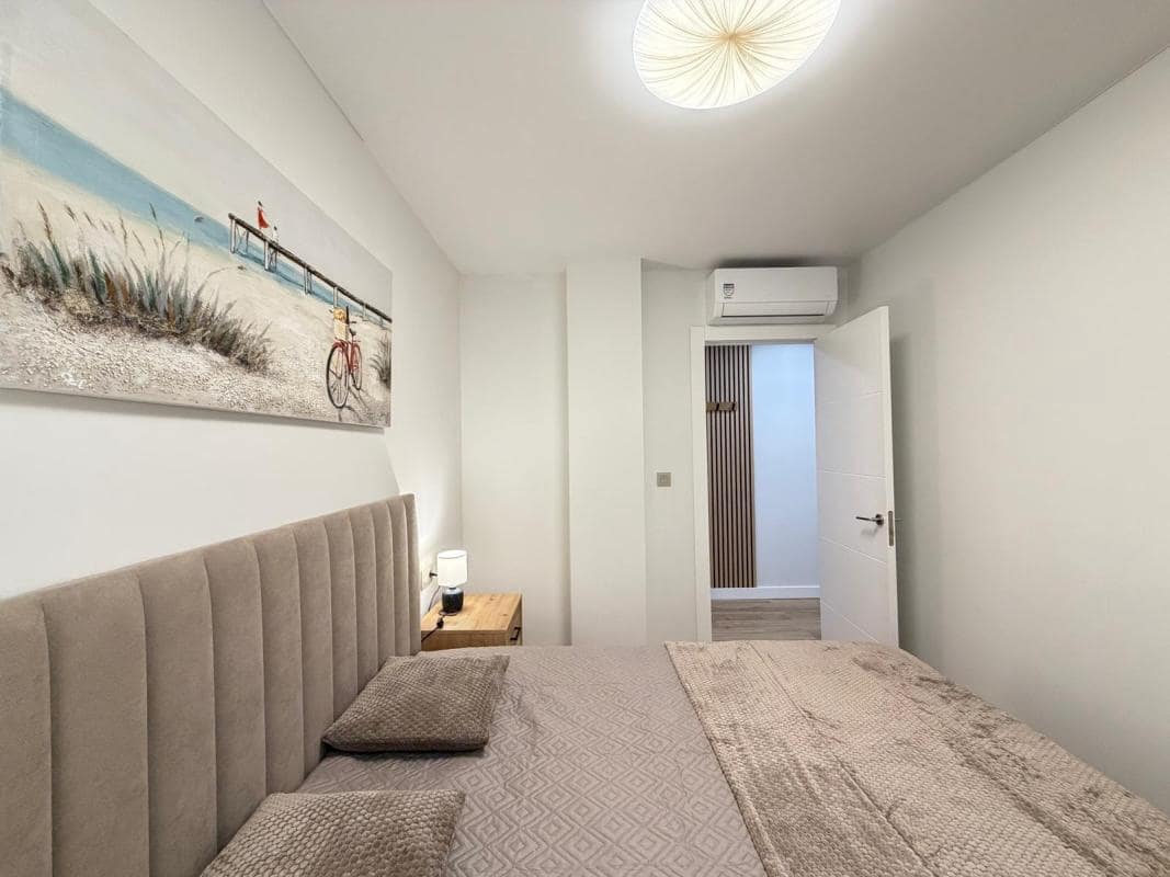 2 soveværelse Lejlighed til salg i Torrevieja med swimmingpool - € 169.900 (Ref: 10181201)