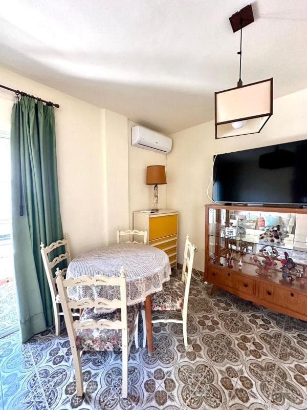3 soveværelse Lejlighed til salg i Torrevieja - € 149.000 (Ref: 10181203)