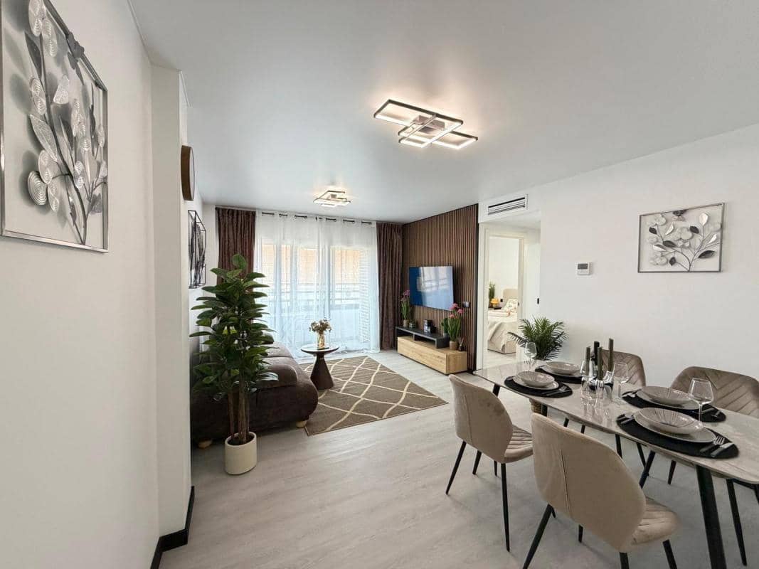 2 bedroom Apartment for sale in Torrevieja - € 175,000 (Ref: 10181215)