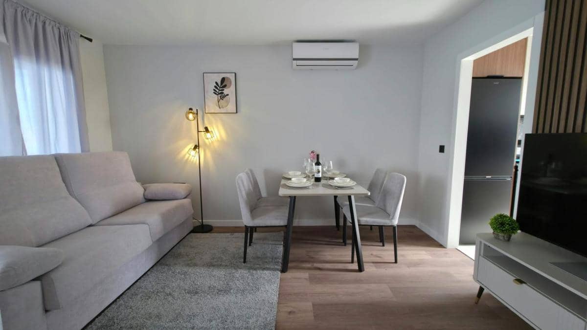 2 soveværelse Bungalow til salg i Torrevieja med swimmingpool - € 199.000 (Ref: 10181217)