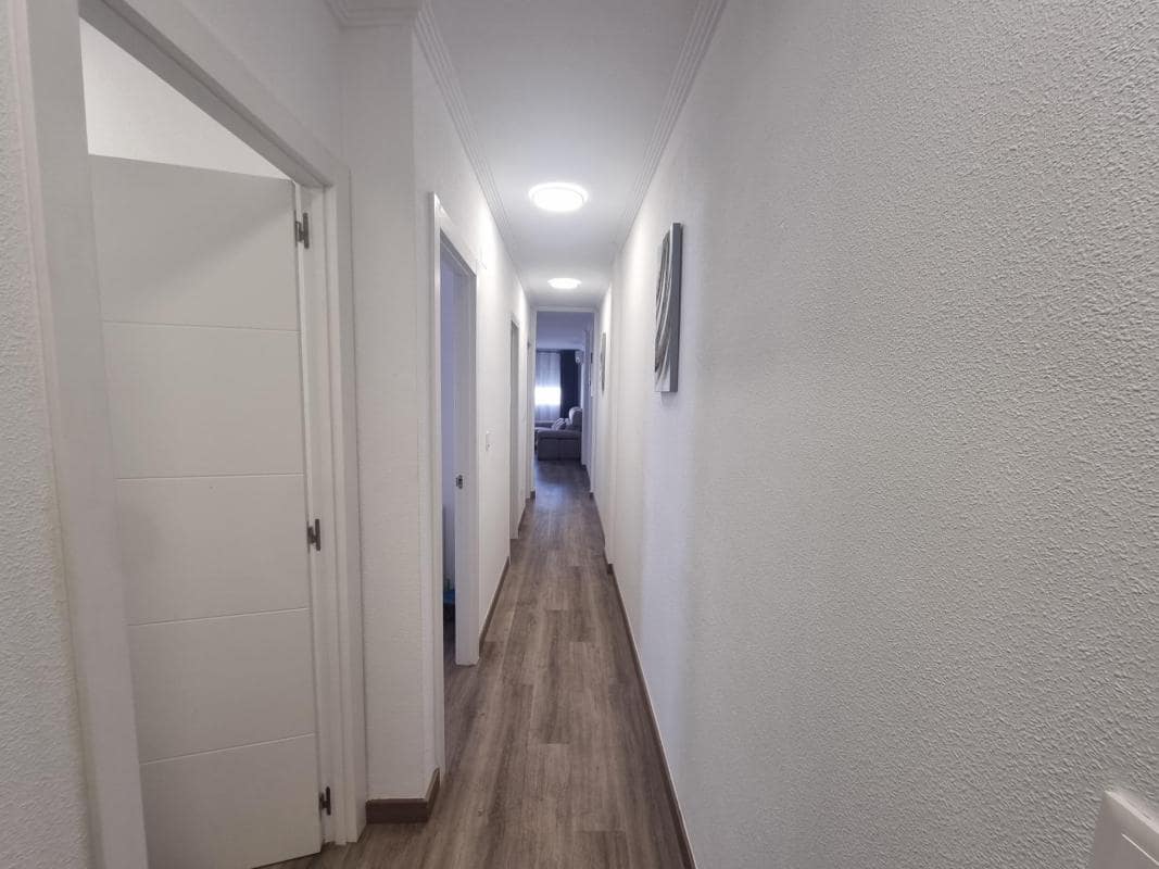 1 Zimmer Apartment zu verkaufen in Torrevieja mit Pool - 300.000 € (Ref: 10181220)