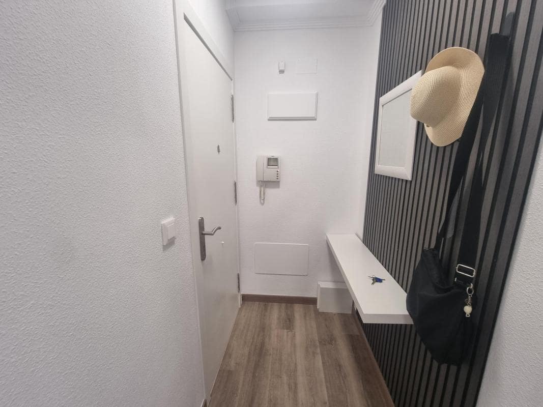 1 Zimmer Apartment zu verkaufen in Torrevieja mit Pool - 300.000 € (Ref: 10181220)