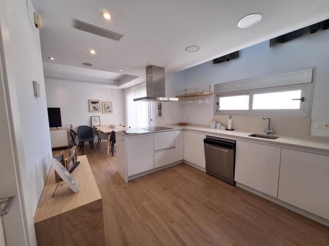 3 soveværelse Villa til salg i Aguas Nuevas, Torrevieja med swimmingpool garage - € 423.000 (Ref: 10181221)