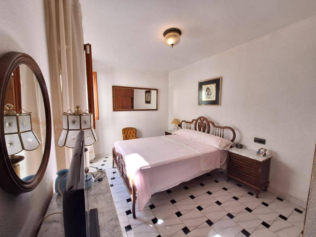 1 sovrum Lägenhet till salu i Torrevieja - 164 900 € (Ref: 10181227)