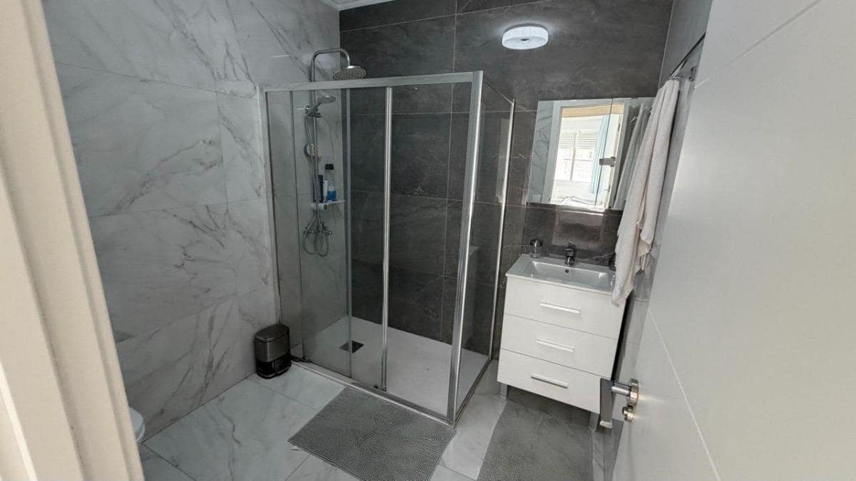 3 slaapkamer Appartement te koop in Torrevieja - € 253.000 (Ref: 10181231)