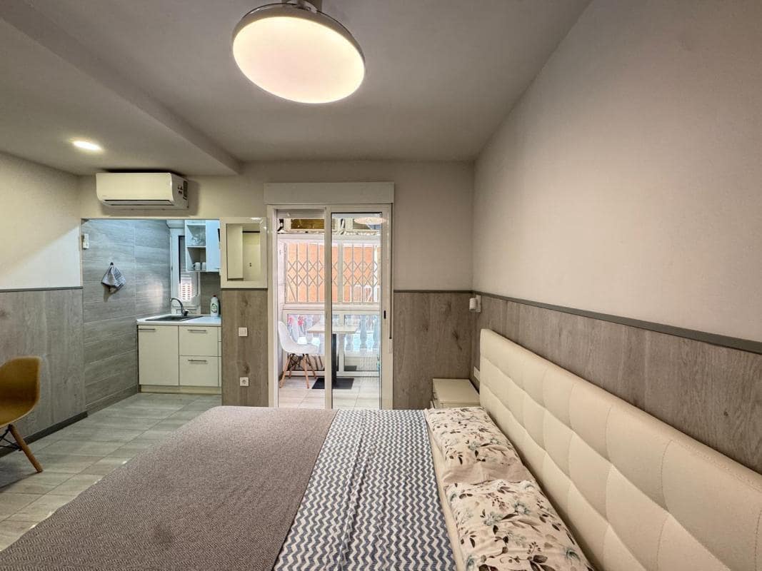 2 soverom Leilighet til salgs i Torrevieja - € 165 000 (Ref: 10181237)