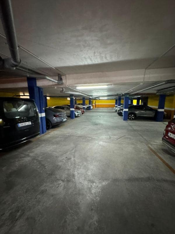 Garasje til salgs i Torrevieja - € 24 000 (Ref: 10181240)