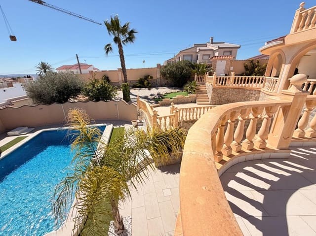 5 slaapkamer Villa te koop in Ciudad Quesada, Rojales met zwembad garage - € 725.000 (Ref: 10181242)