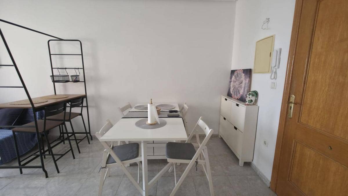 1 sovrum Lägenhet till salu i Torrevieja - 129 900 € (Ref: 10181246)