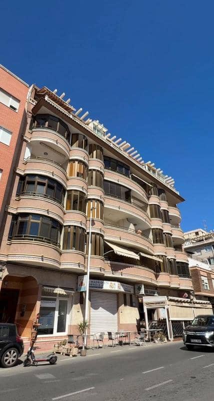 3 soveværelse Lejlighed til salg i Torrevieja - € 220.000 (Ref: 10181247)