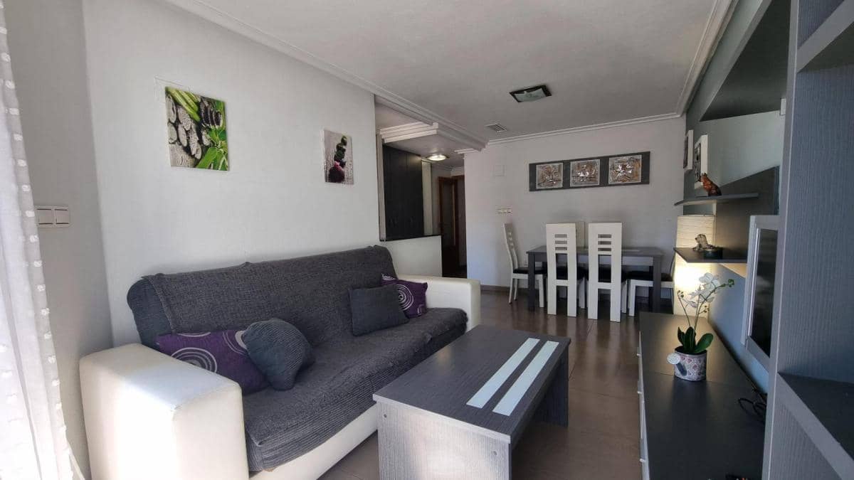 2 soverom Leilighet til salgs i Torrevieja med garasje - € 144 000 (Ref: 10181256)