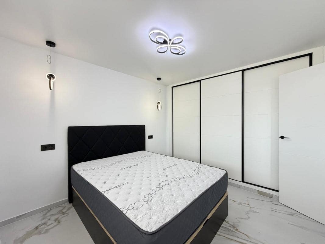 1 sovrum Lägenhet till salu i Orihuela med garage - 179 900 € (Ref: 10181260)