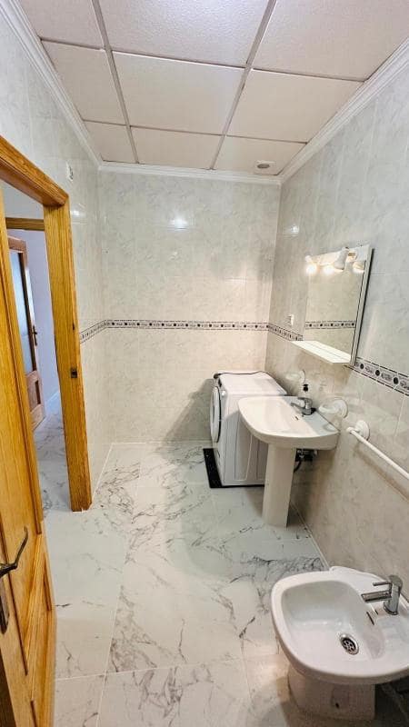 2 Zimmer Apartment zu verkaufen in Torrevieja - 145.000 € (Ref: 10181264)