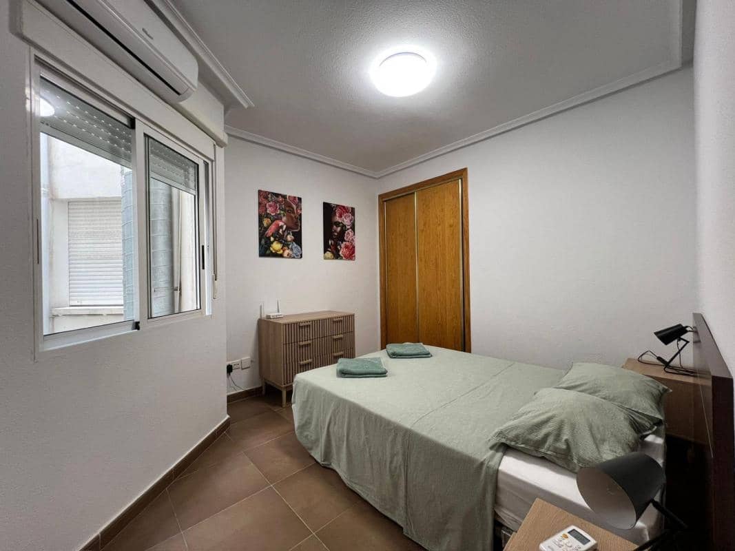 2 slaapkamer Appartement te koop in Torrevieja - € 149.015 (Ref: 10181271)