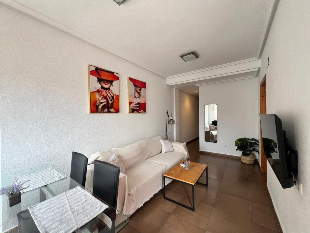 2 slaapkamer Appartement te koop in Torrevieja - € 149.015 (Ref: 10181271)