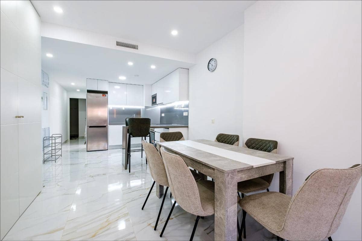 4 makuuhuone Huoneisto myytävänä paikassa Torrevieja - 574 900 € (Ref: 10181283)