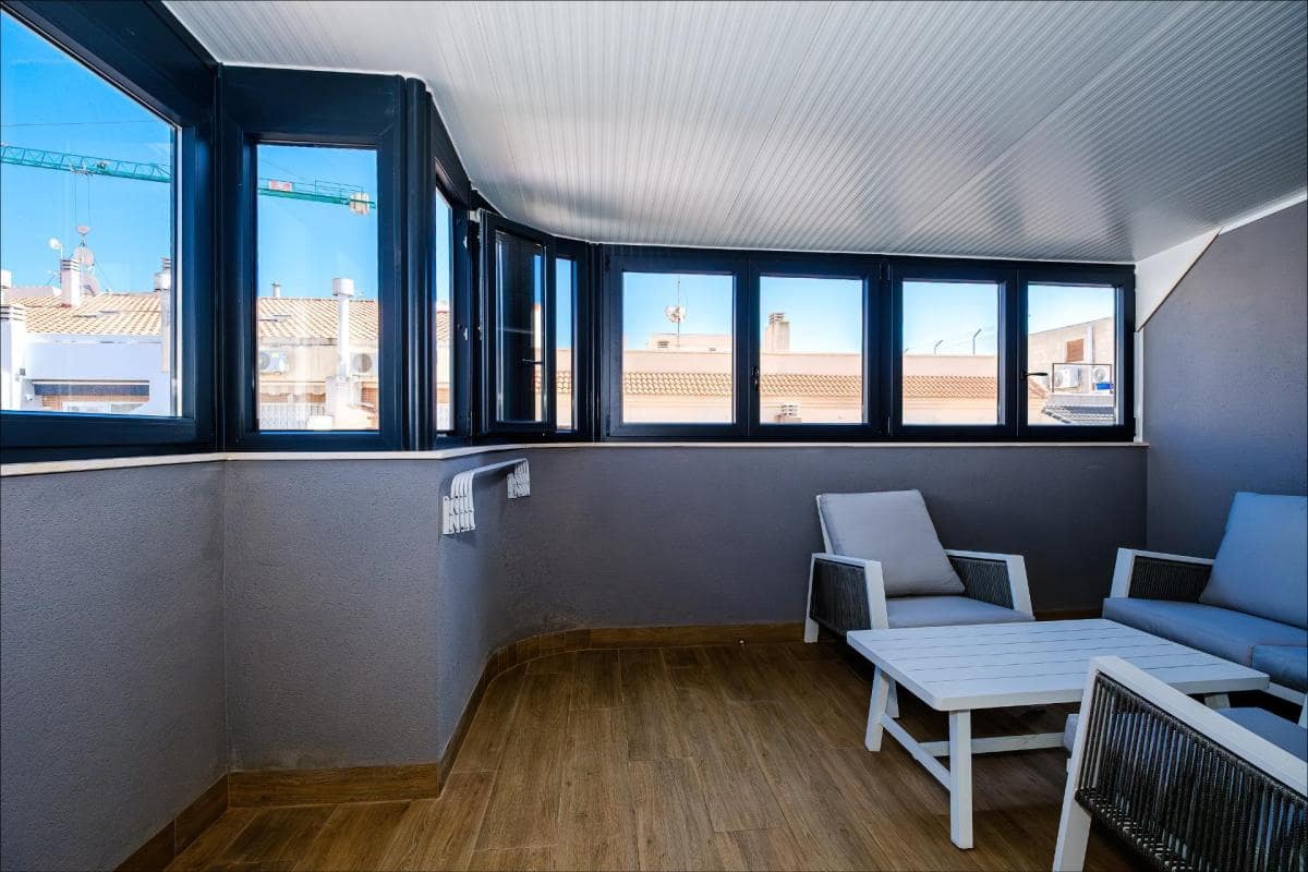 4 makuuhuone Huoneisto myytävänä paikassa Torrevieja - 574 900 € (Ref: 10181283)