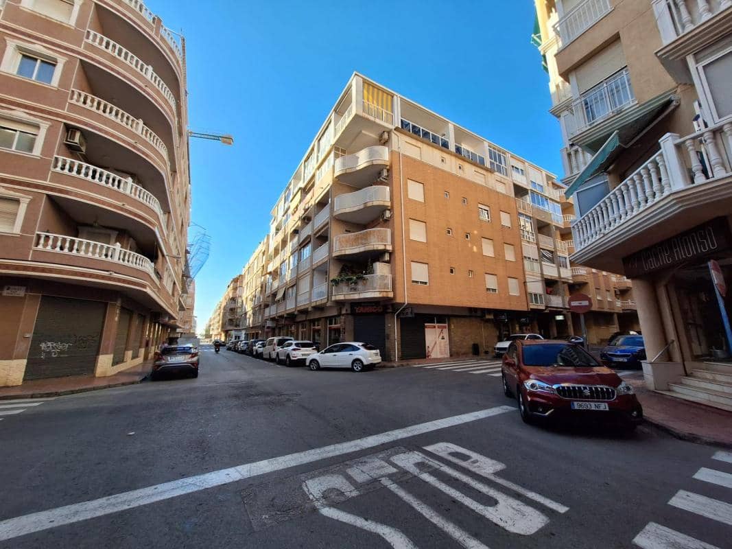 2 chambre Appartement à vendre à Torrevieja avec garage - 254 900 € (Ref: 10181287)