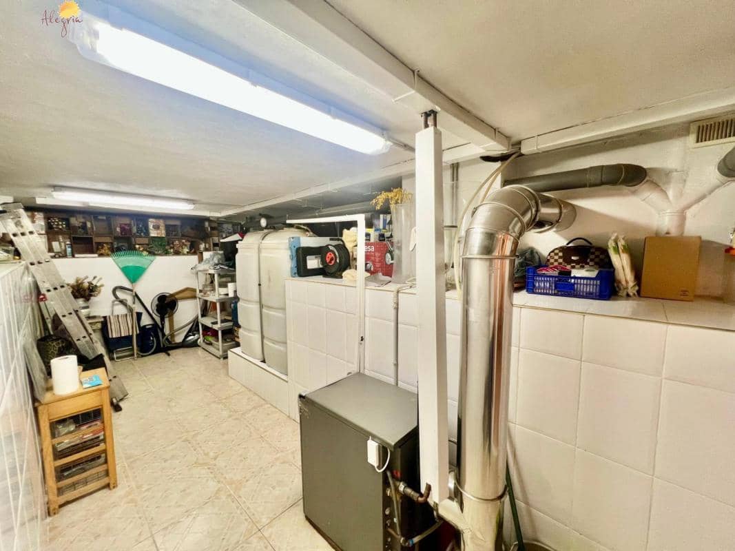 3 camera da letto Villa in vendita in Torrevieja con piscina garage - 490.000 € (Rif: 10181293)
