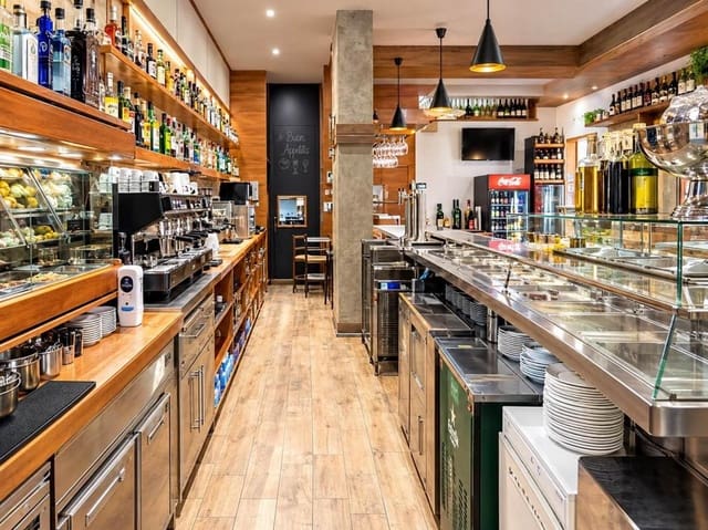 10 slaapkamer Bedrijf te koop in La Murada, Orihuela met garage - € 999.900 (Ref: 10181295)